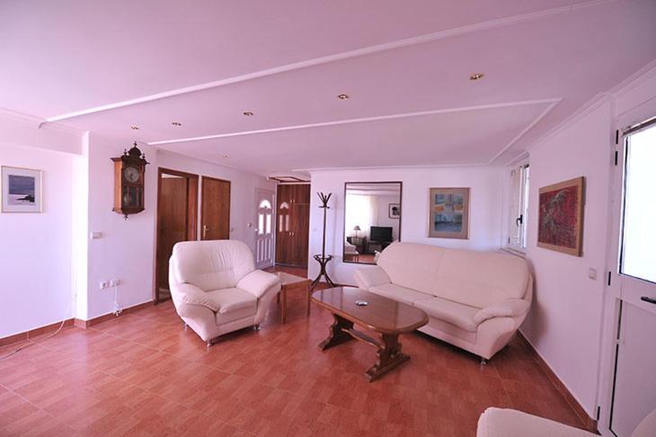 Vila Mila Petrovac المظهر الخارجي الصورة