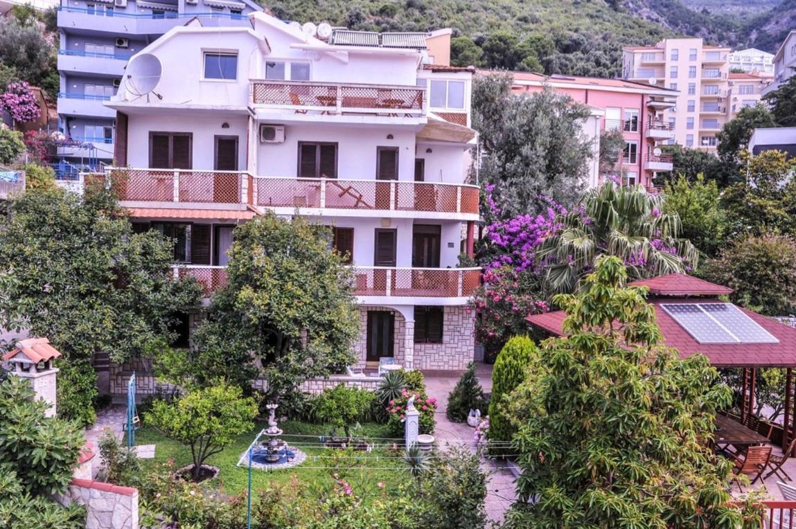 Vila Mila Petrovac المظهر الخارجي الصورة