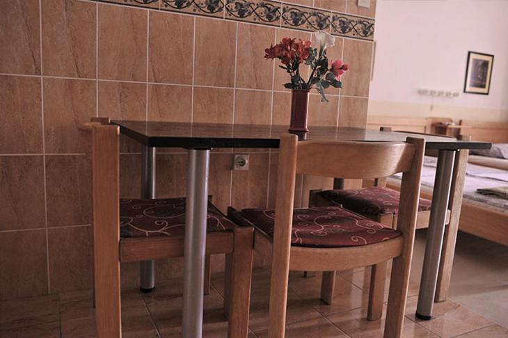 Vila Mila Petrovac المظهر الخارجي الصورة